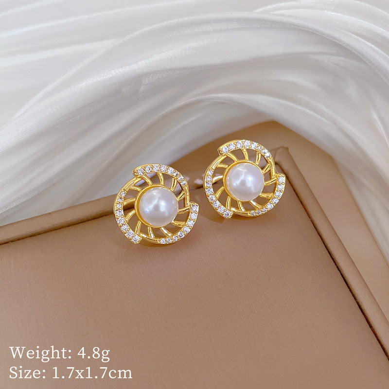 Conjunto de collar y pendientes de perlas giratorias de acero de titanio de lujo con incrustaciones completas de diamantes de imitación para mujer, diseño geométrico, joyería elegante para fiesta
