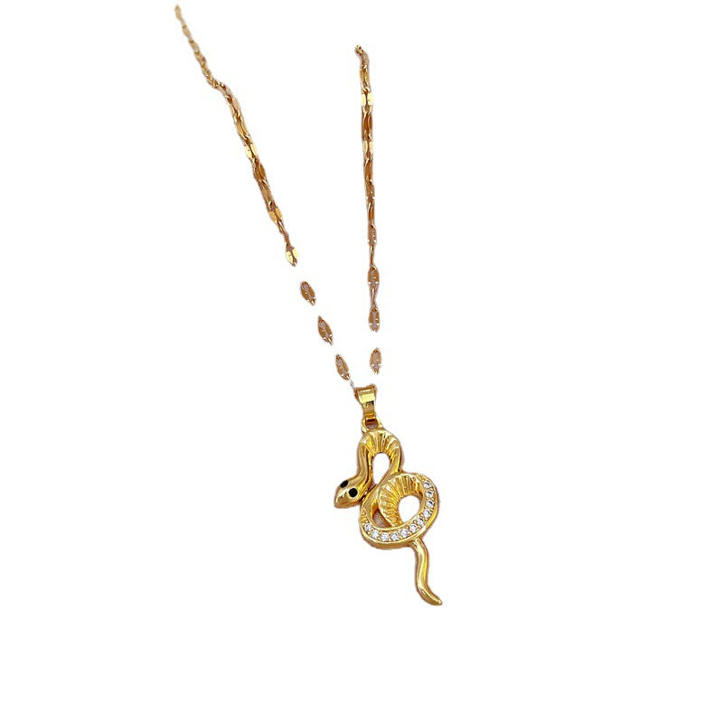 Elegante Collana da Donna con Ciondolo Geometrico Micro-Pavé in Acciaio al Titanio Delicata Catena alla Clavicola con Intarsio di Strass