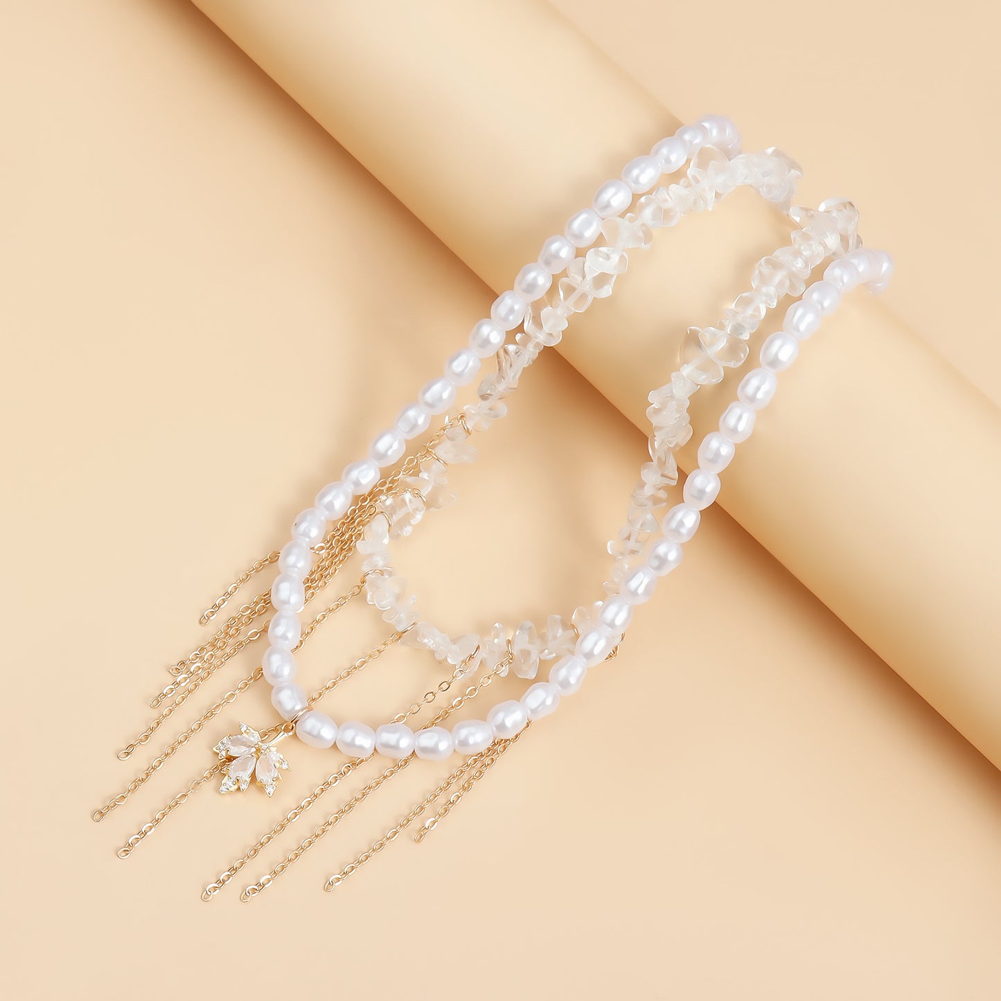 Trendy Fashion Collarbone Necklace for Women with Coconut Tree Pendant, Baroque Pearl Accents, Alloy Base, Electroplated Finish, Geometric Design