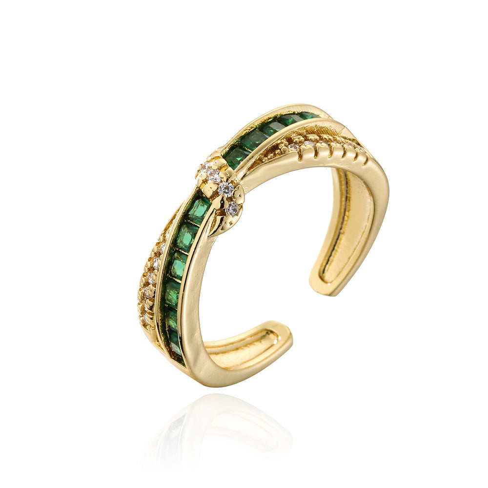 Anello aperto geometrico minimalista da donna in ottone placcato oro 18 carati con intarsio di zirconi