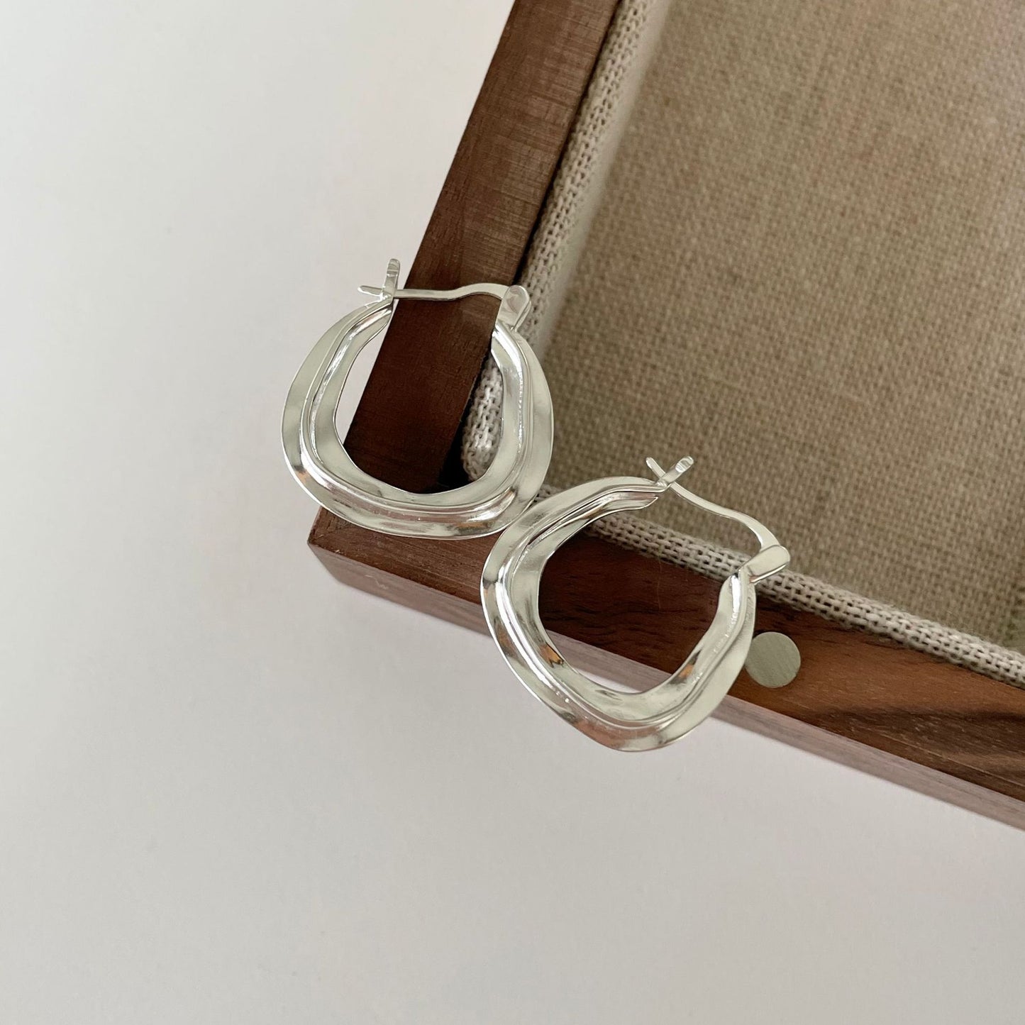 Pendientes de Plata de Ley 925 Irregulares en Forma de Lágrima con Incrustaciones de Perlas, Estilo Fresco y Dulce