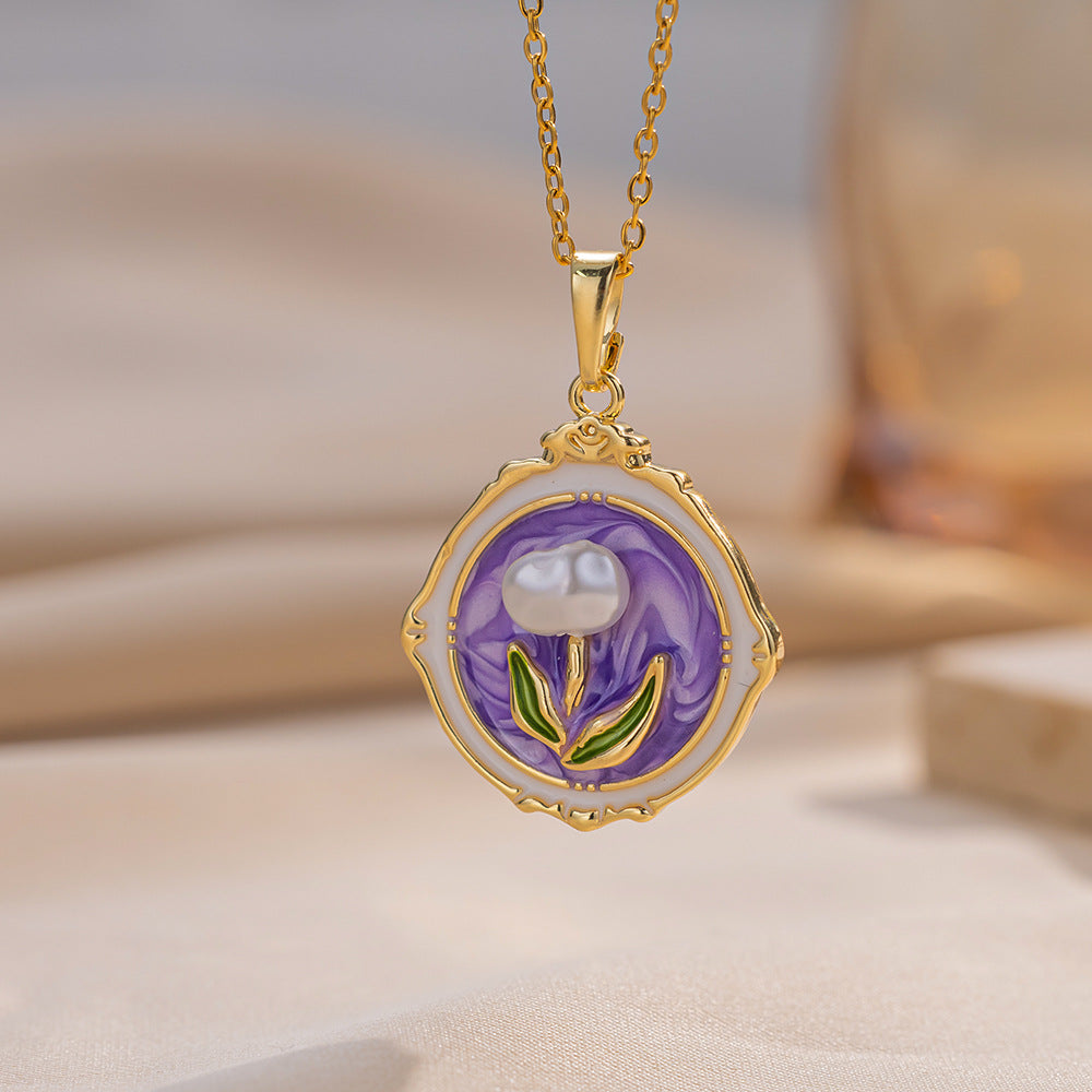 Collana con ciondolo floreale smaltato per donne e uomini in rame con catena a O Stile medaglione minimalista alla moda