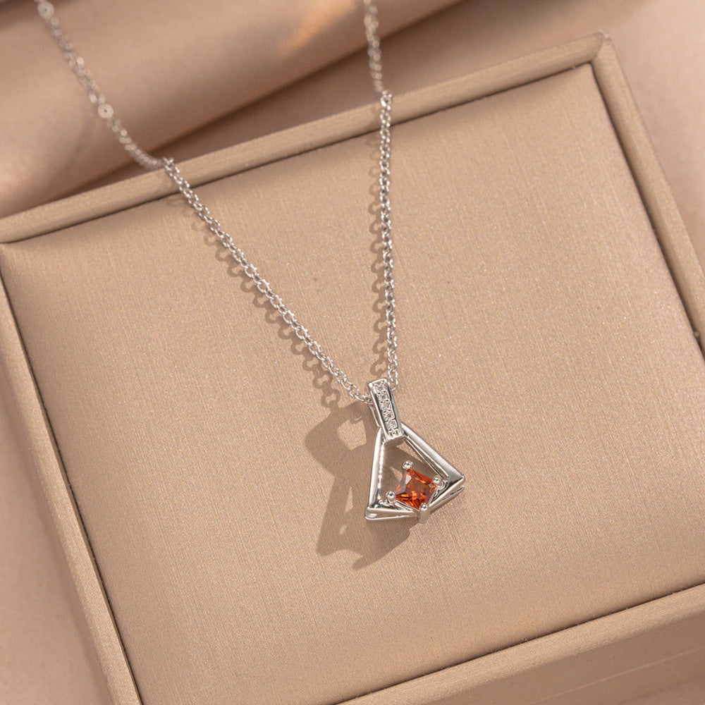 Elegante Collar con Colgante en Forma de Falda para Mujer de Acero de Titanio con Incrustaciones de Cobre y Circonita Cúbica, Acabado Chapado en Oro, Cadena O tipo Serpiente, Estilo de Lujo Minimalista