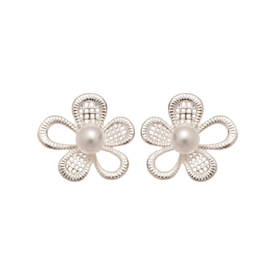 Elegantes Pendientes Minimalistas de Perlas Florales para Mujer con Postes de Acero Chapado y Diseño de Flor Hueca