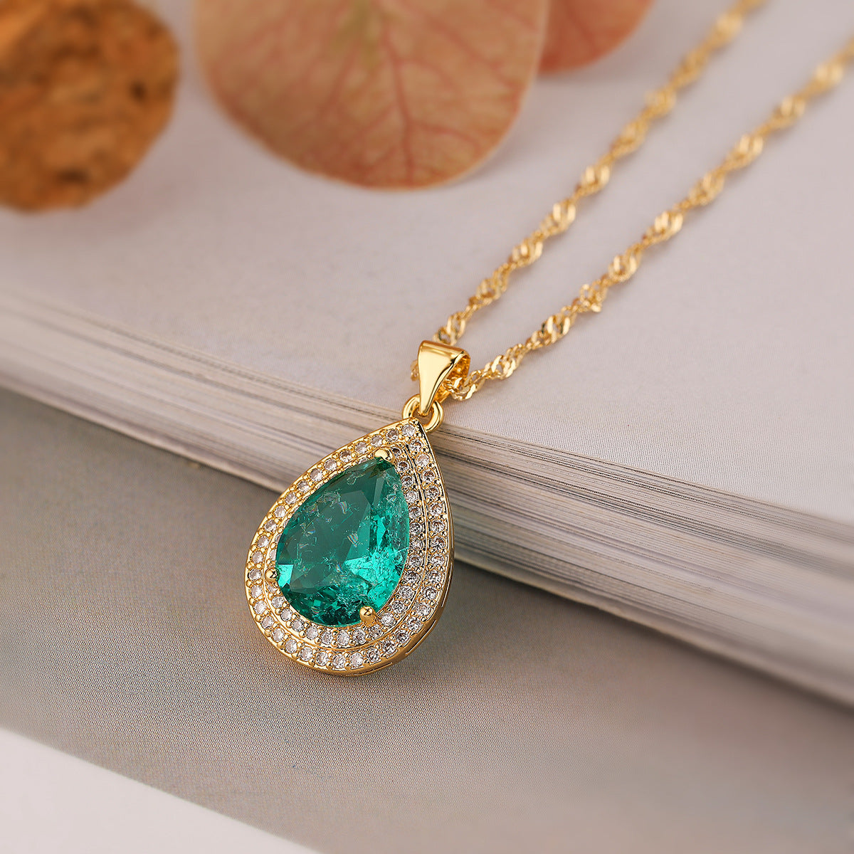 Minimalist Teardrop-Shaped Copper Pendant Necklace with Real Gold Plating and Zircon Inlay for Women
