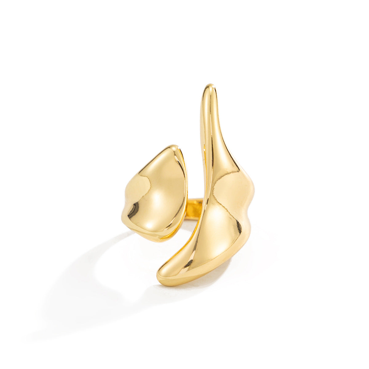 Minimalist Punk Heart Shaped Zinc Alloy Plated Ring for Women