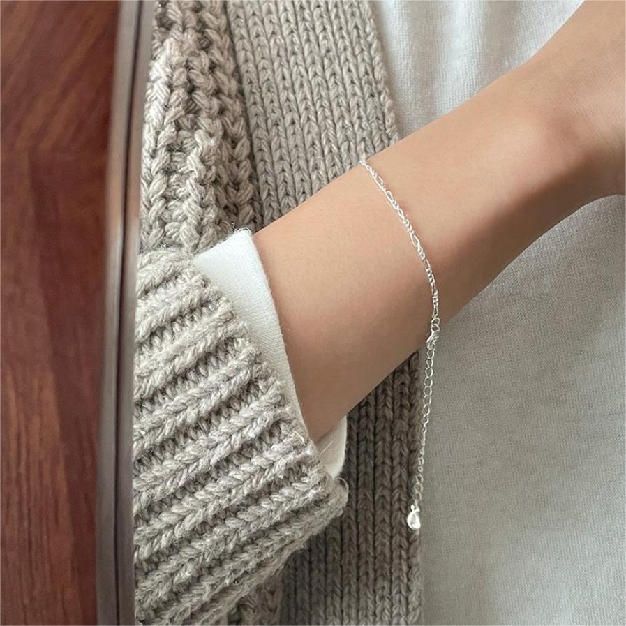 Minimalist Geometric Silver Bracelet with Interlocking Design Handmade in 925 Sterling Silver