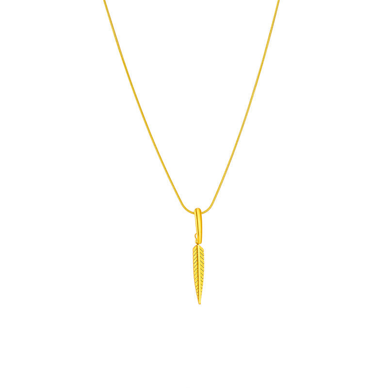 Collar Pendiente de Hoja Larga de Triángulo Minimalista en Acero de Titanio con Acabado Chapado para Mujer