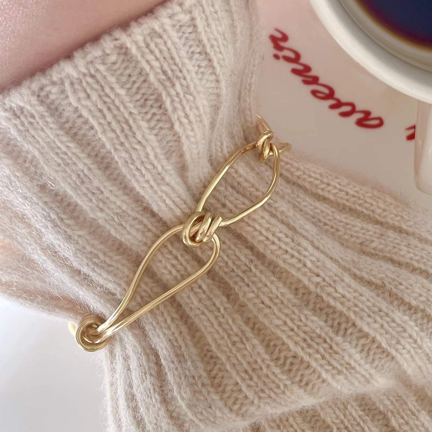 Minimalist 925 Sterling Silver Polished Knot Bracelet