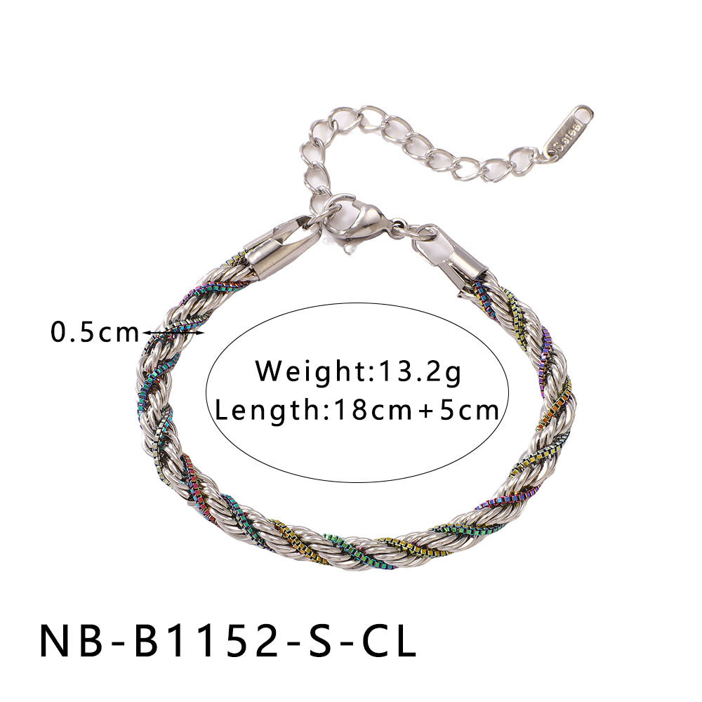 Collana Minimalista in Zirconia a Forma di Petalo in Acciaio Inox con Placcatura Sottovuoto in Oro 18K da Donna — Delicata Catena Clavicolare