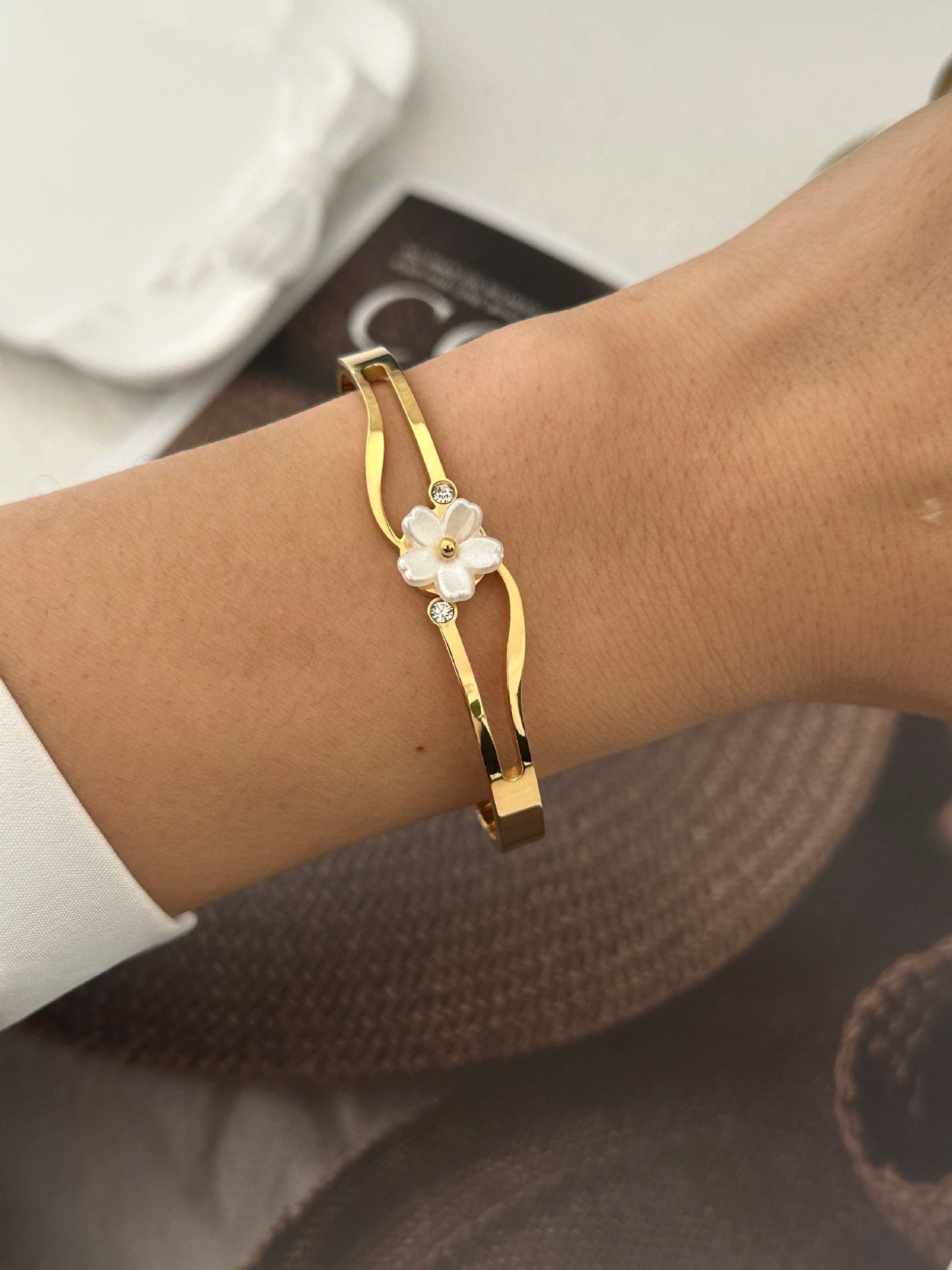 Elegante Bracciale a Maglie con Perle e Stella in Acciaio Inossidabile Placcato da Donna