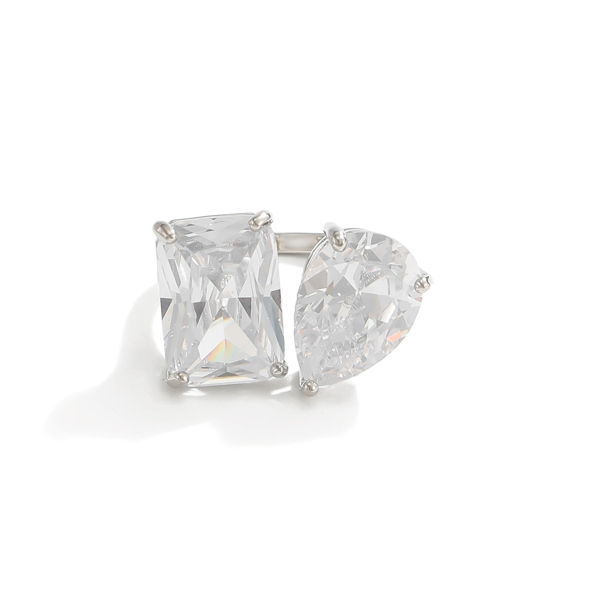 Fashion Geometric Teardrop Cubic Zirconia Brass Plated Ring for Women