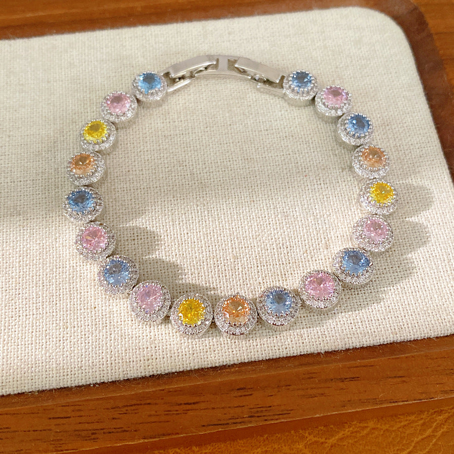 Luxury Elegant Round Geometric Brass Bracelet with Cubic Zirconia Inlay for Women