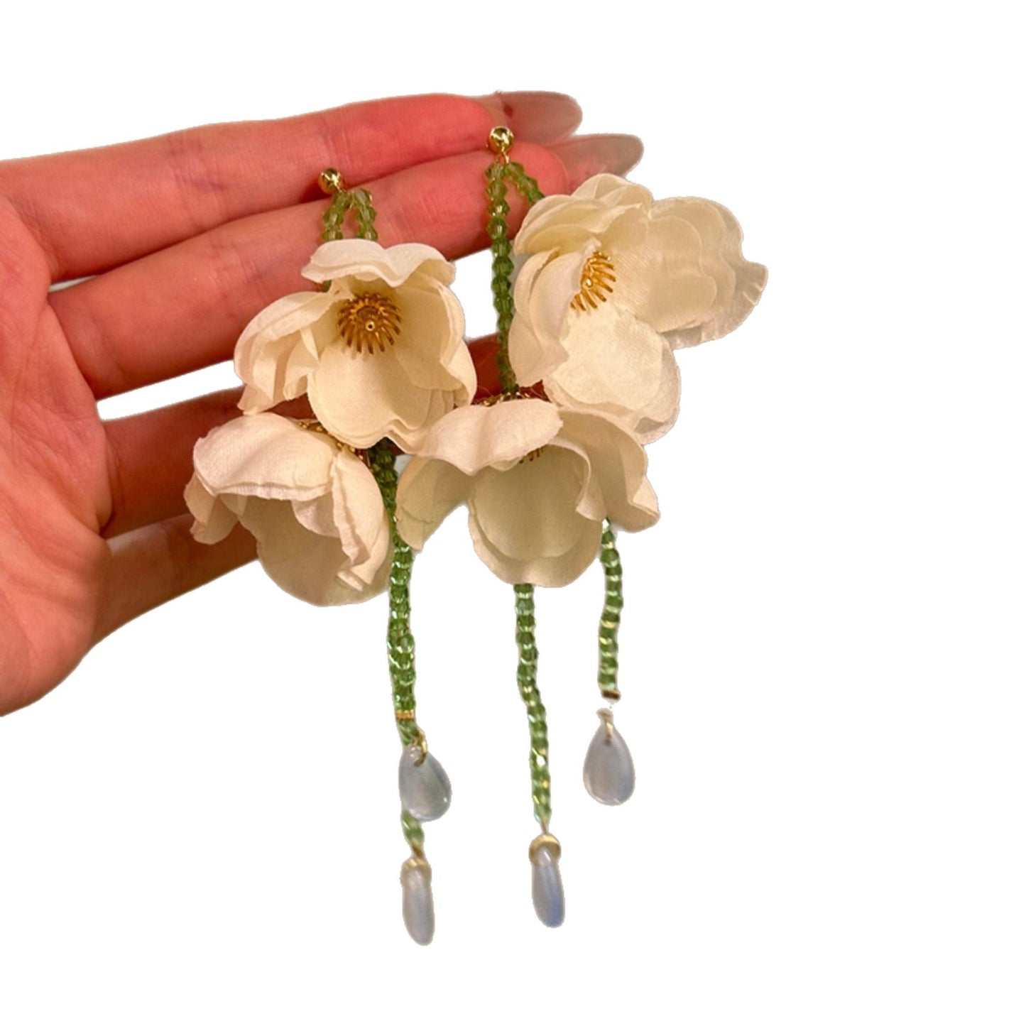 Elegantes pendientes de botón florales de cristal con postes de acero chapado en plata para mujer, joyería de oreja de lujo ligera de inspiración bohemia