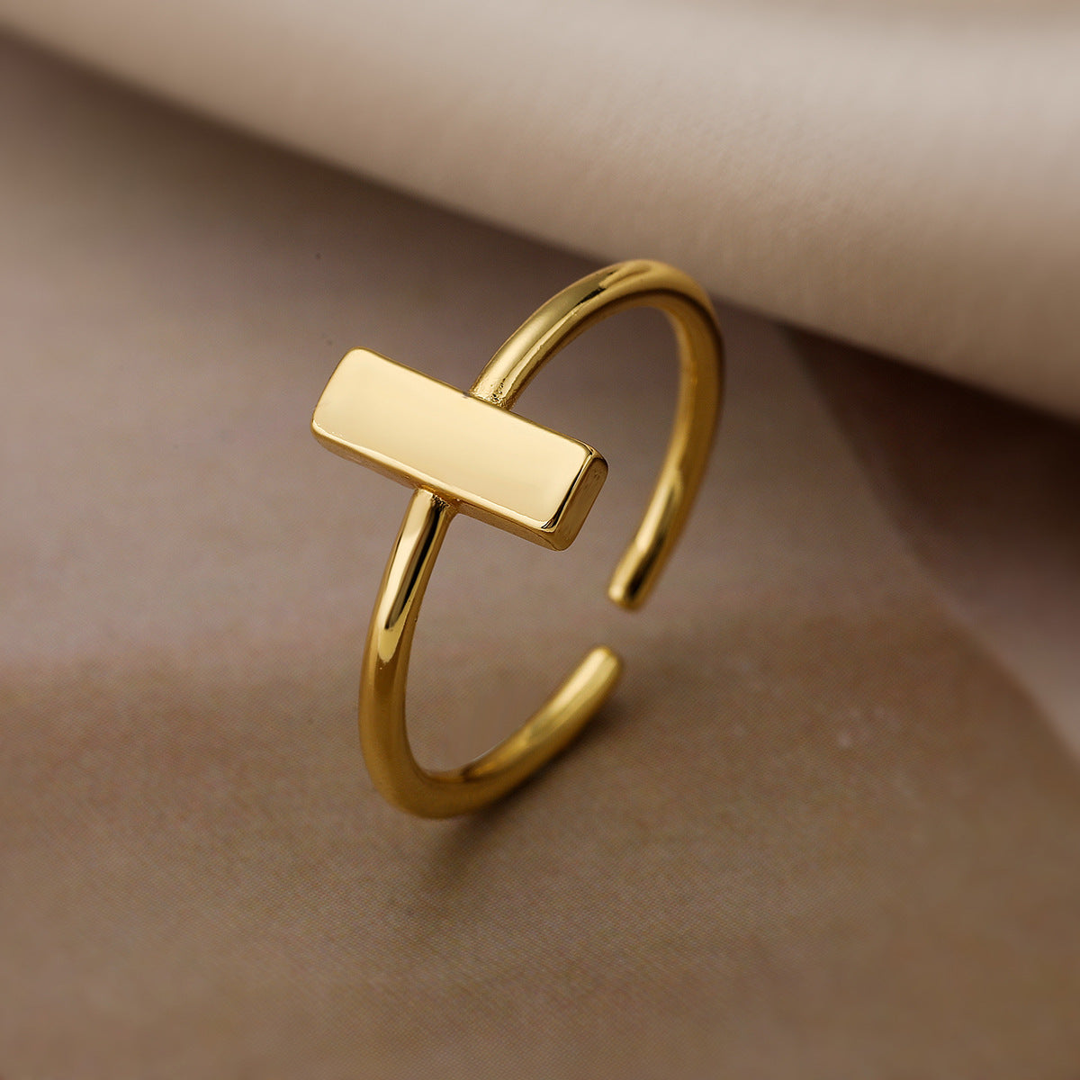 Minimalist Geometric Open Ring for Women Made of Brass with 18K Gold Plating and Zircon Inlay