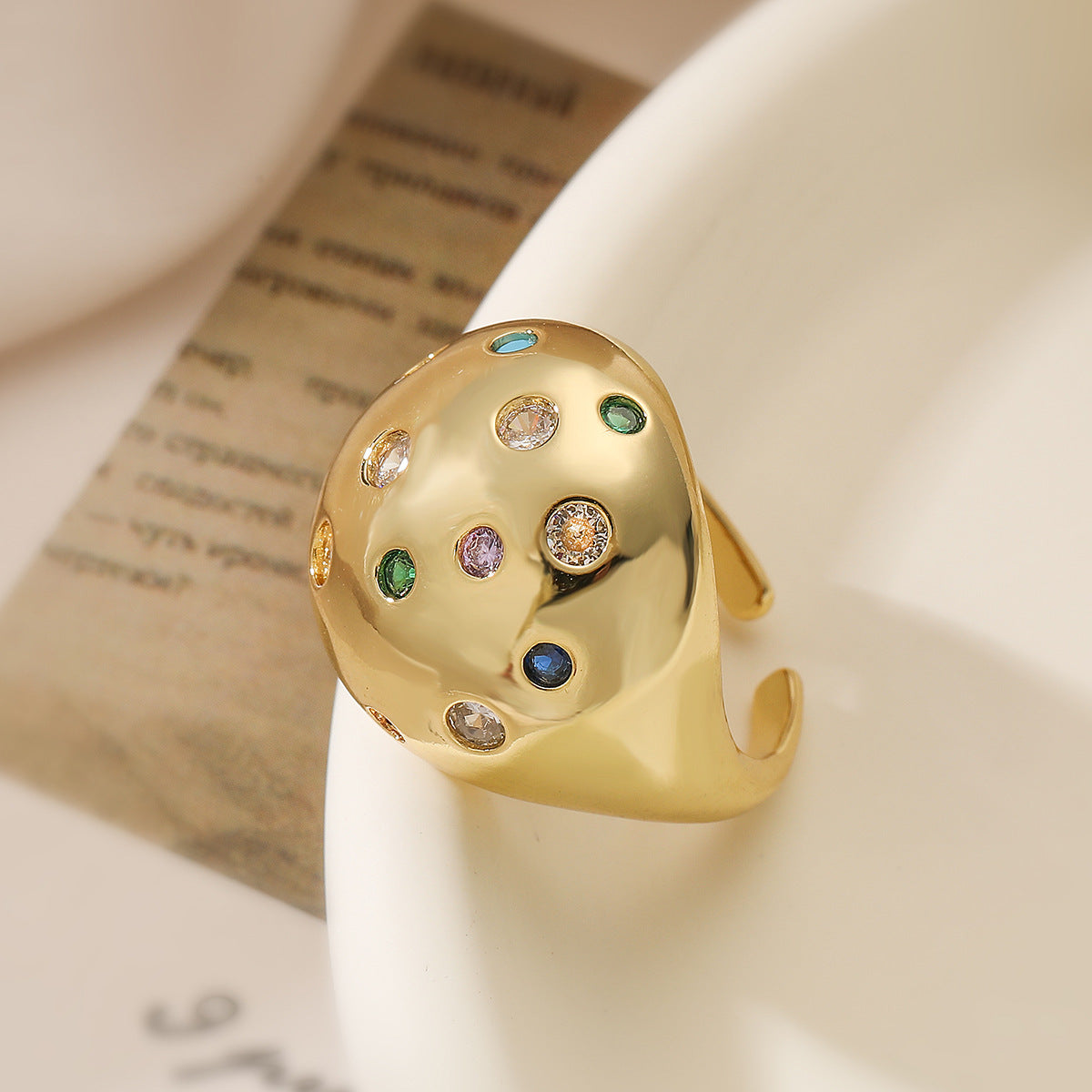 Anello da Donna Minimalista Geometrico in Rame Placcato Oro con Zircone