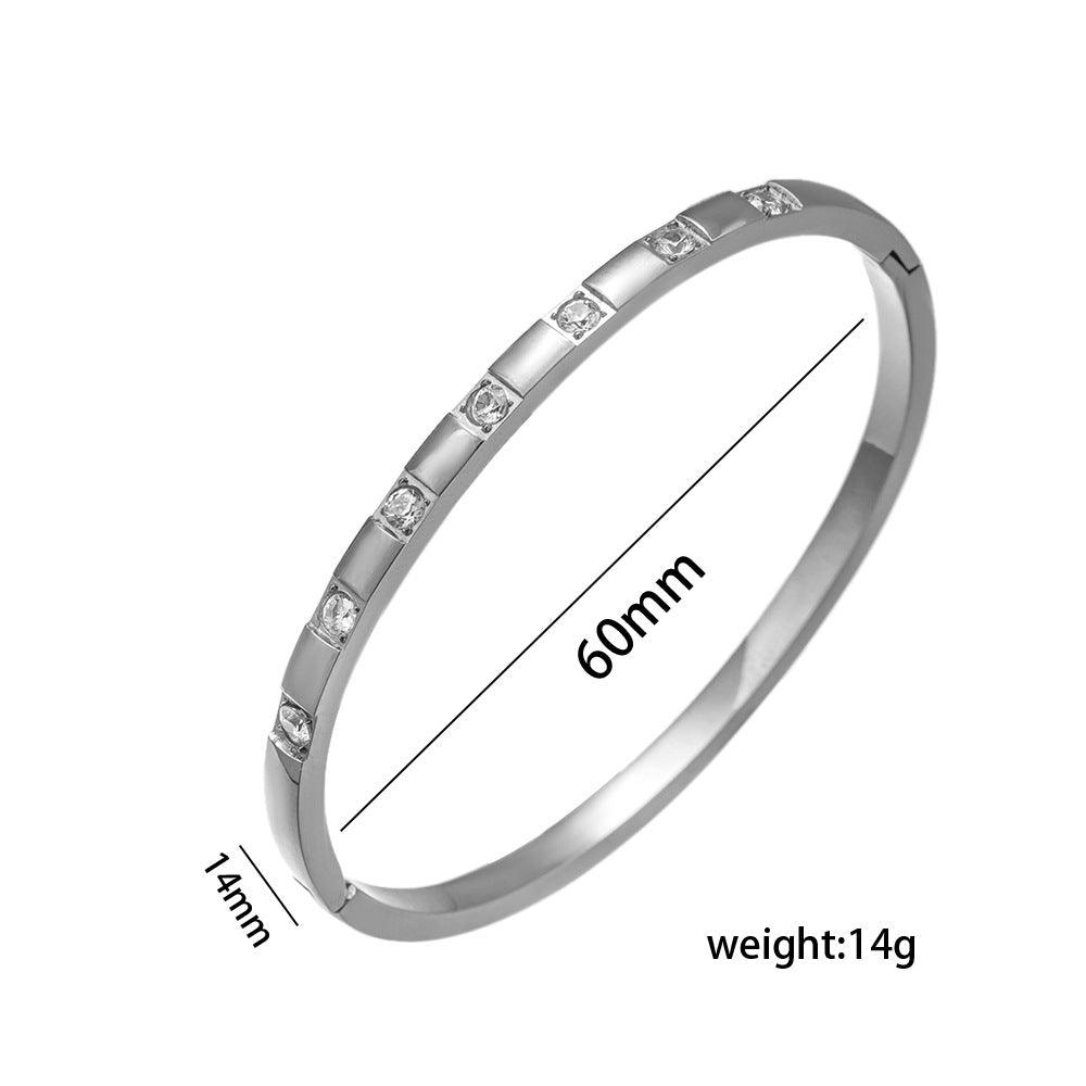 Minimalist Stainless Steel Electroplated Hypoallergenic Bracelet with Zircon Inlay and Oval Geometric Design
