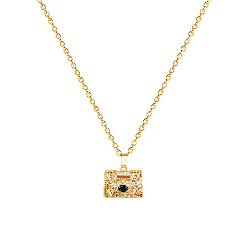 Collana in Acciaio Inox a Forma di Animale in Stile Vintage con Intarsio di Strass per Uomo e Donna, Delicata Catena per Clavicole