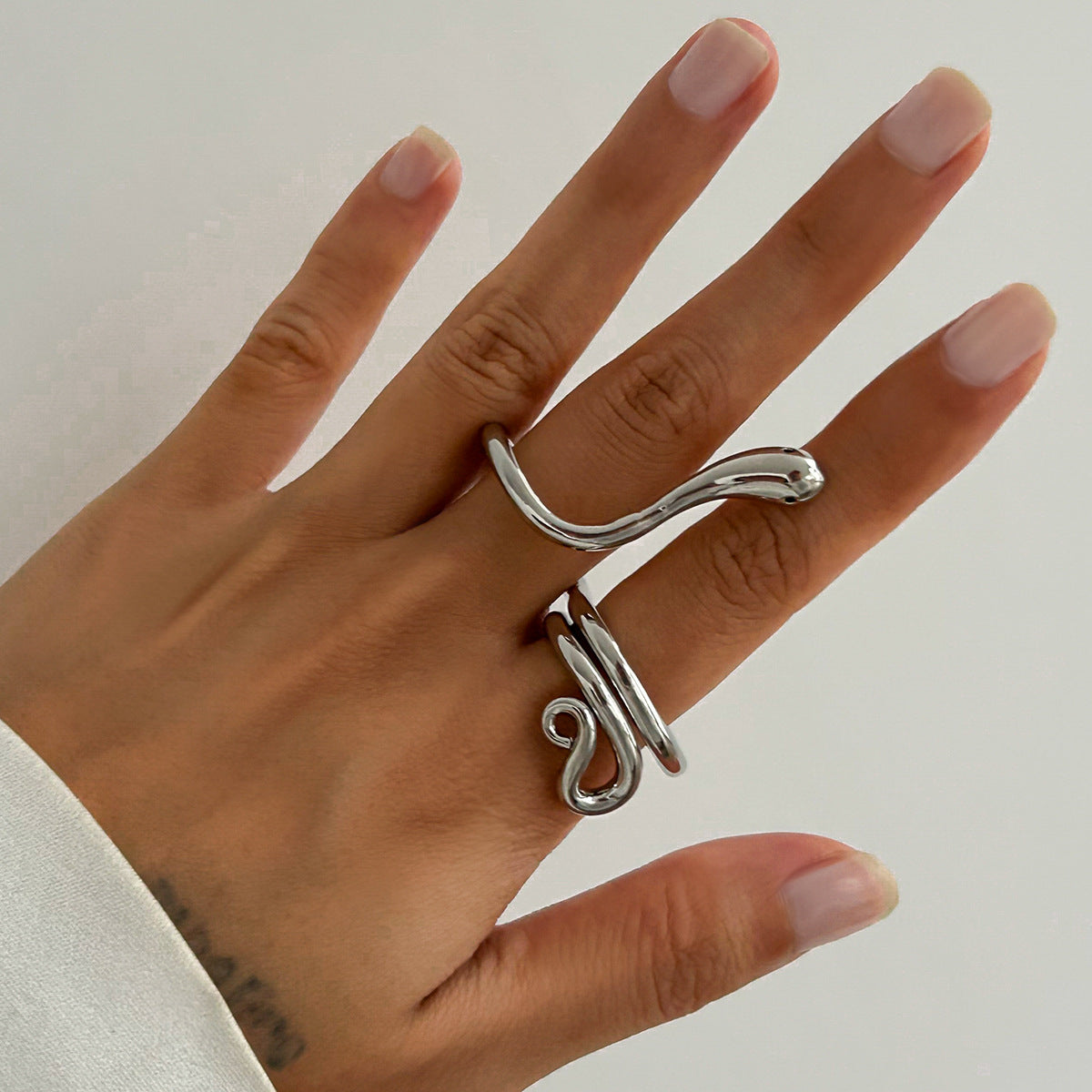 Fashion Geometric Zinc Alloy Plated Open Cuff Bracelet for Women