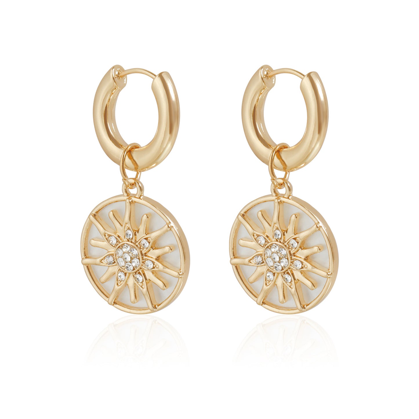 Elegant Geometric Sunflower Alloy Necklace with Rhinestone and Pearl Inlay for Women