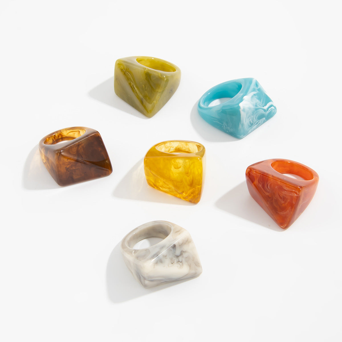 Luxury Elegant Geometric Square Triangle Gradient Resin Ring for Women