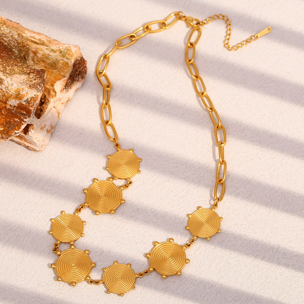 Collana Pendente Geometrica Vintage da Donna Realizzata in Acciaio Inossidabile con Placcatura in Oro 18K e Charm a Disco Termosensibile