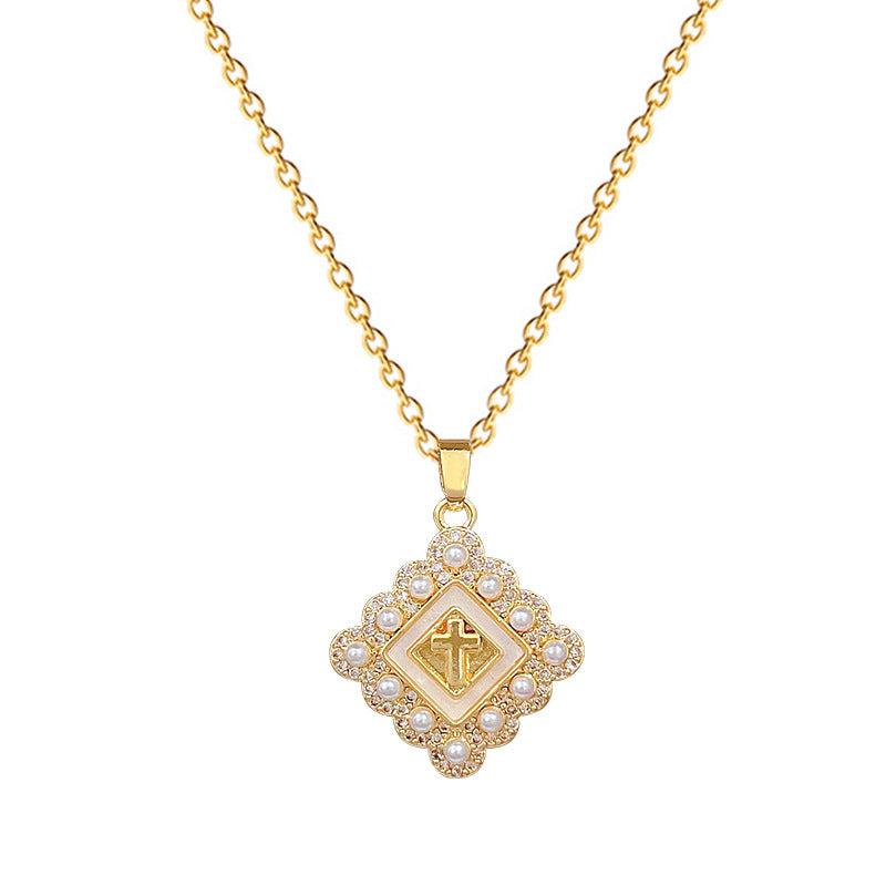 Collana Pendente a Croce Minimalista in Acciaio al Titanio con Accenti di Perle e Intarsio Completo di Strass per Donna e Uomo