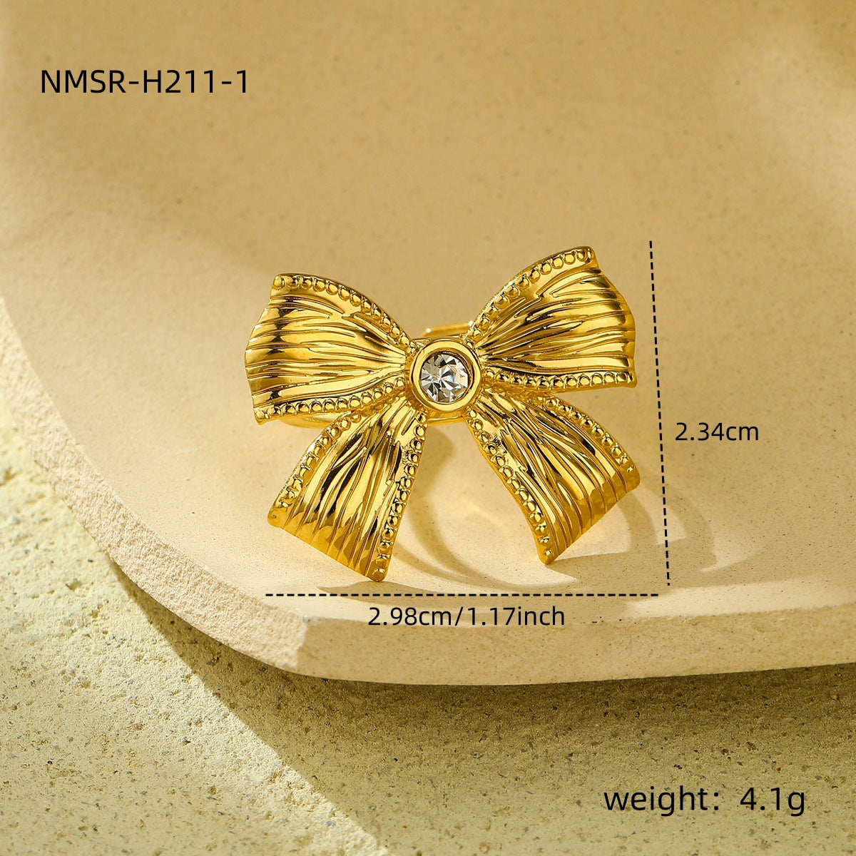 Fashionable Bow-Shaped Stainless Steel Necklace for Women with Plated Finish, Elegant and Versatile Jewelry Piece