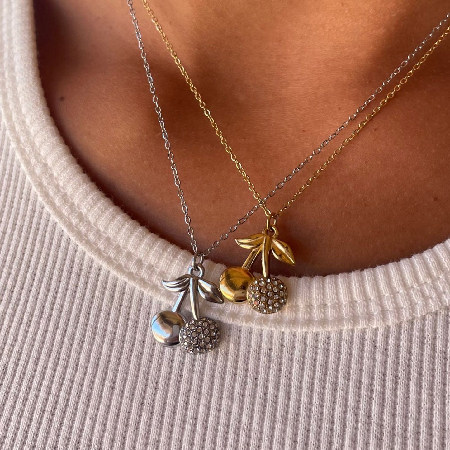 Minimalist Turtle and Dolphin Pendant Necklace in Stainless Steel with 18K Gold Plating, Ocean-Themed O-Chain Jewelry for Women