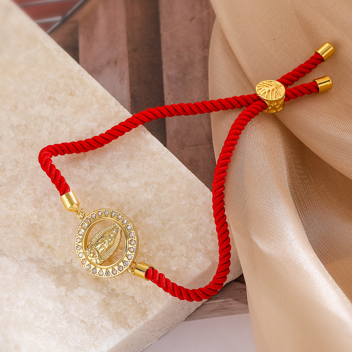 Bracciale con Coulisse da Donna Minimalista Geometria Micro-Incastonata in Zirconia Cubica e Rame Placcato Oro 18K