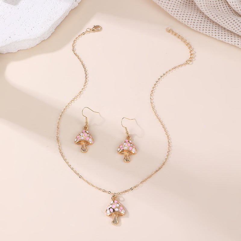 Minimalist Bowknot Resin Pendant Necklace for Kids with Enamel Finish and Beaded Chain