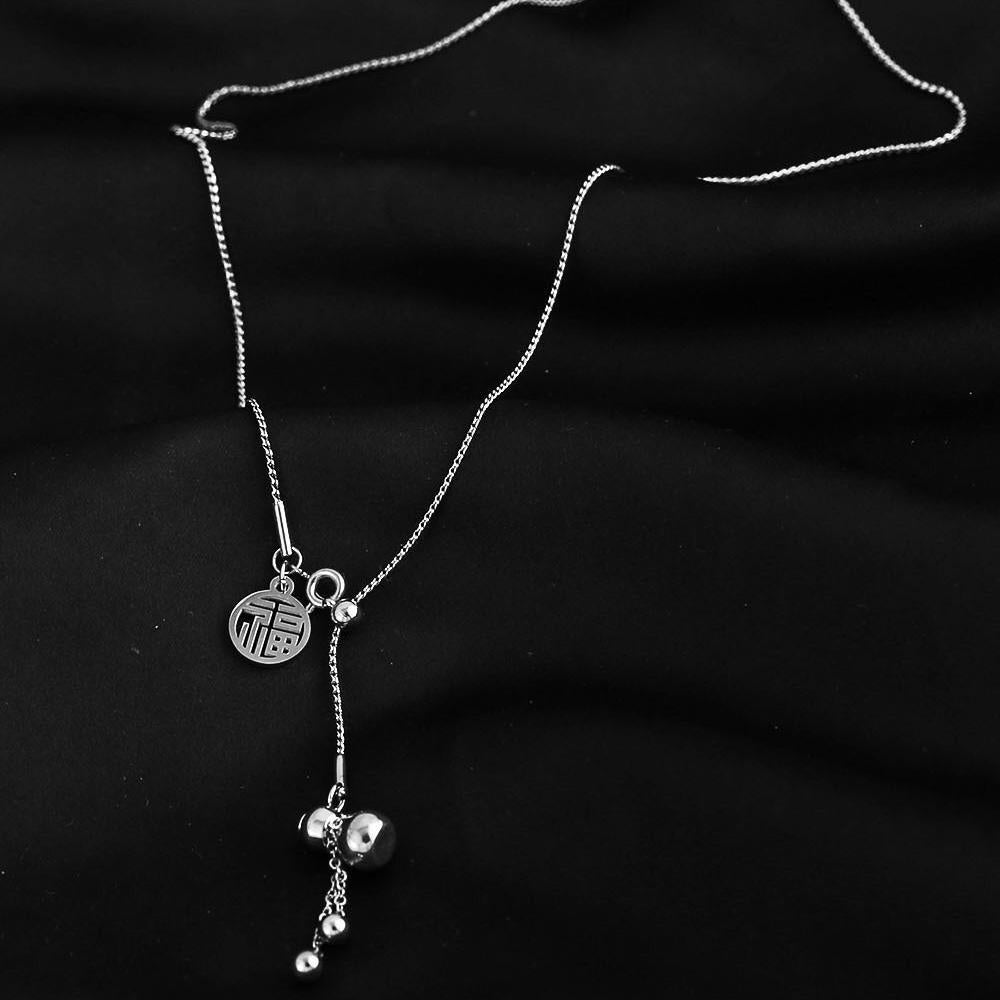 Collar colgante de lujo con forma de calabaza y borlas en acero de titanio con chapado en oro para mujer