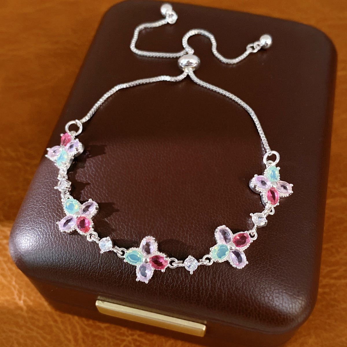 Elegant Floral Brass Bracelet with Cubic Zirconia Inlay for Women