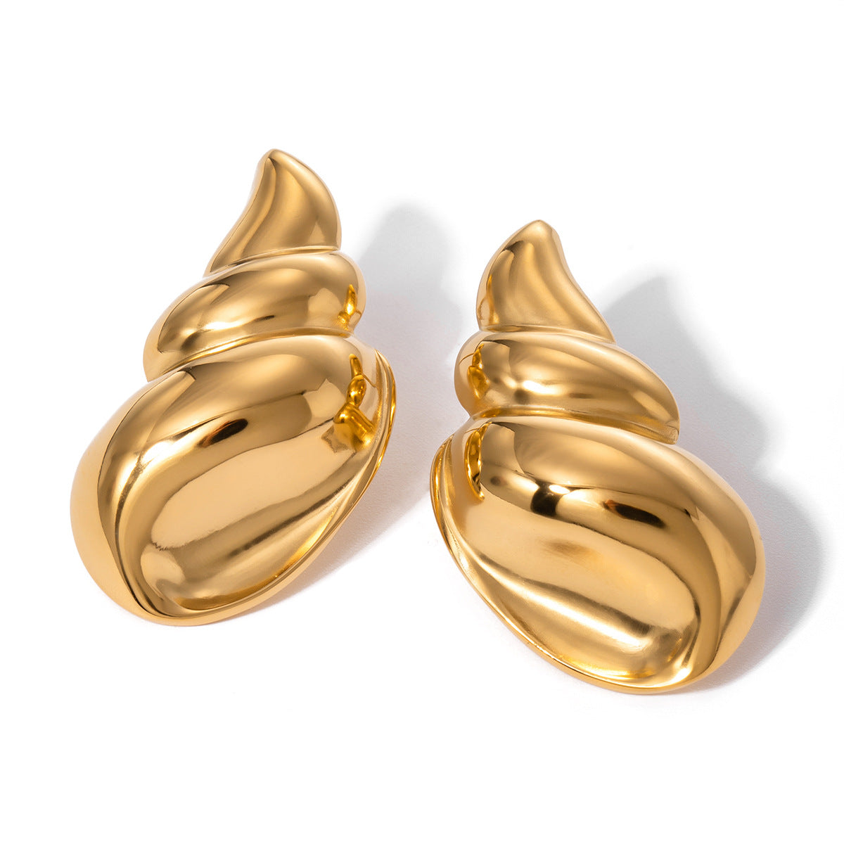 Luxury 18K Gold Plated Polished Conch Stainless Steel Earrings Asymmetric Design Unisex