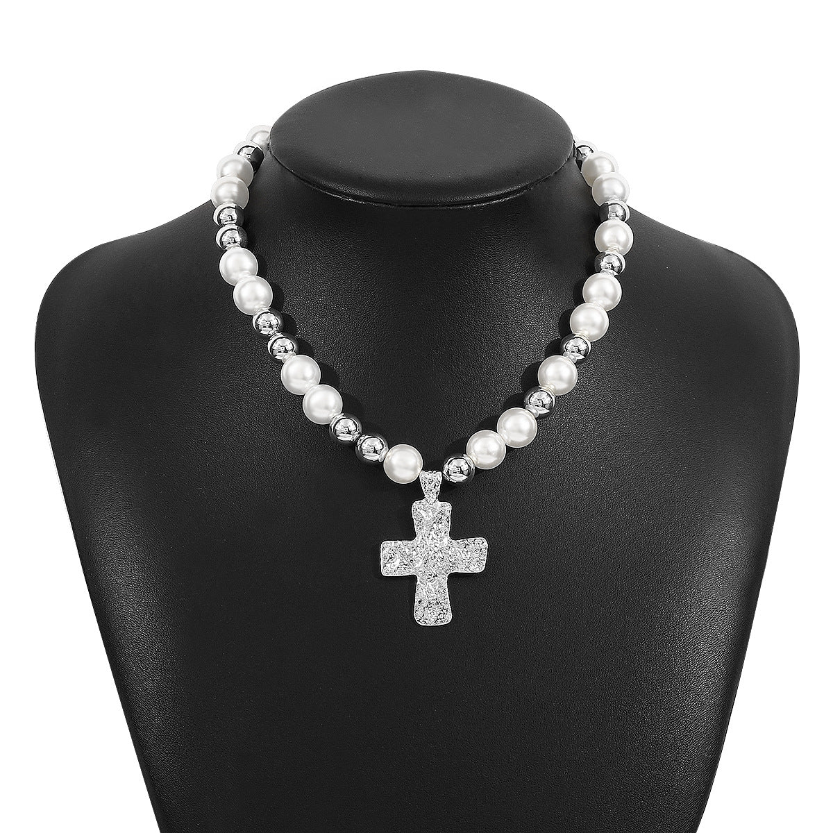 Collana con pendente a croce minimalista in lega con perle simulate da donna