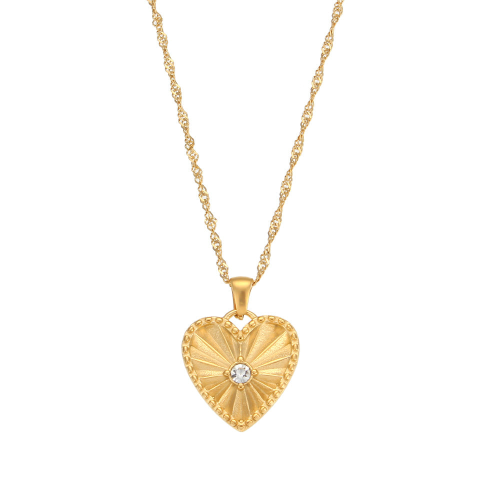 Fashionable Heart-Shaped Zircon-Set Stainless Steel Pendant Necklace with 18K Gold Plating and Leaf Texture for Women
