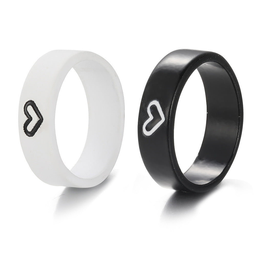 Juego de anillos de resina tallada de mariposa minimalista en blanco y negro para mujer