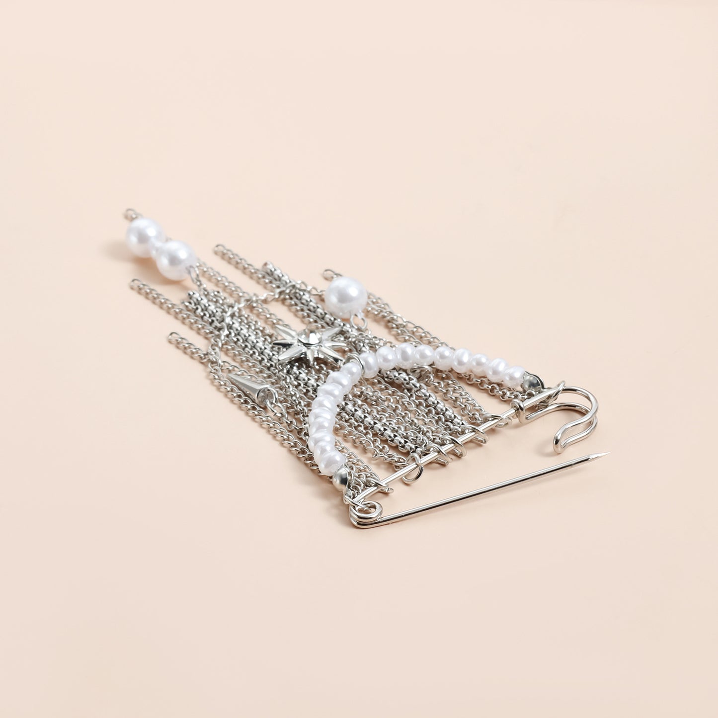 Elegant Geometric Star Alloy Brooch with Pearl Inlay and Tassel Details