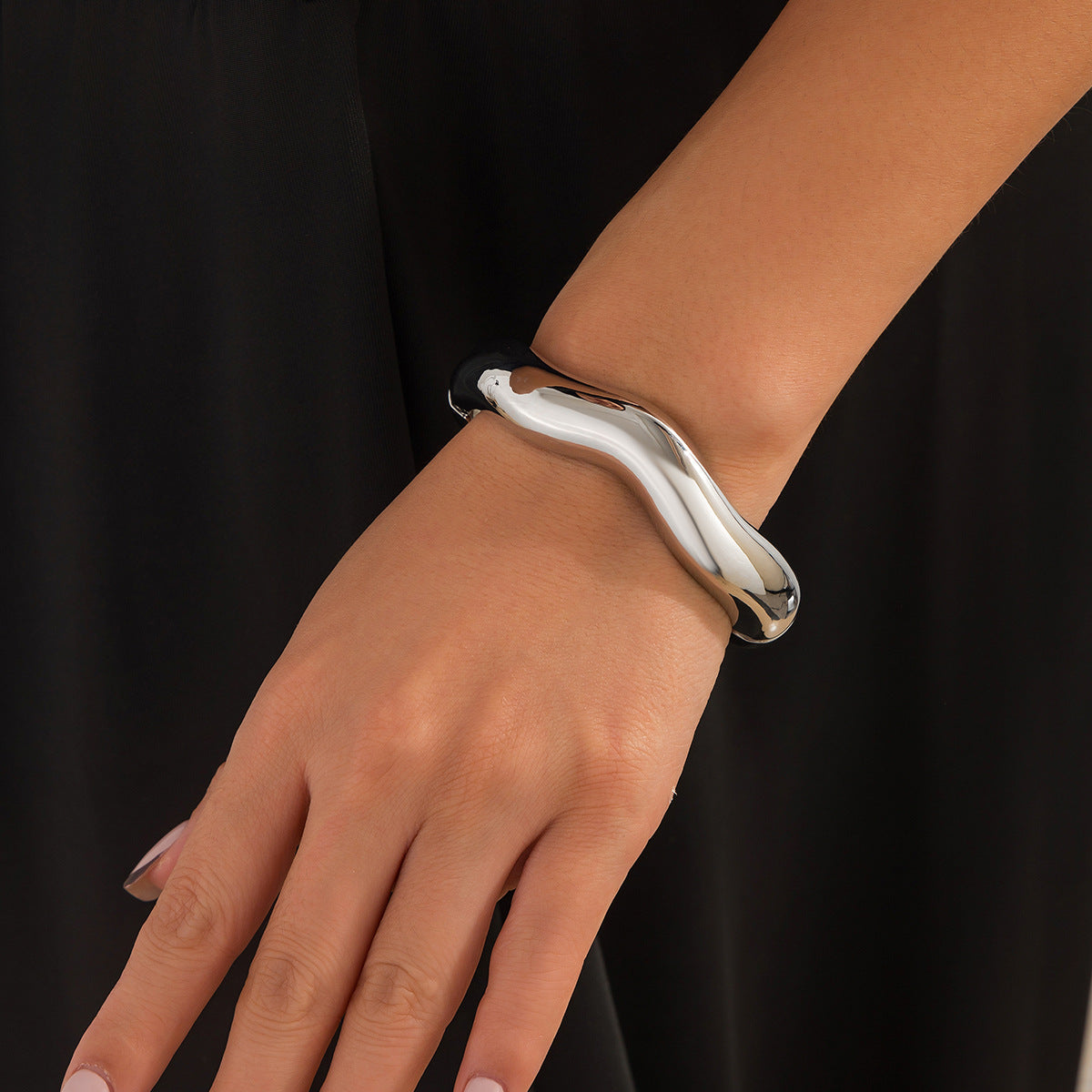 Asymmetric Oval Cut Edge Plated Alloy Wide Cuff Bracelet