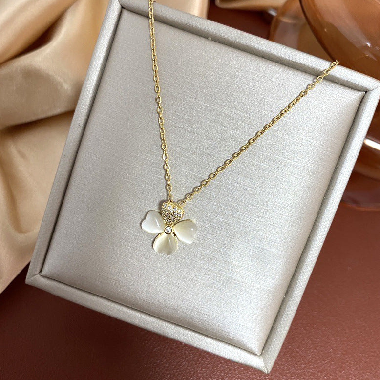 Collana Originale in Acciaio al Titanio a Forma di Trifoglio con Ciondolo in Pietra Occhio di Gatto su Catena ad O per Donne e Uomini