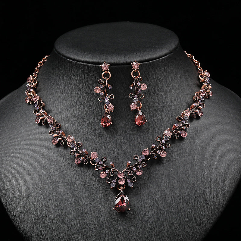 Set collana vintage con pendente a foglia botanica e a goccia con catena a O placcata in lega per donna