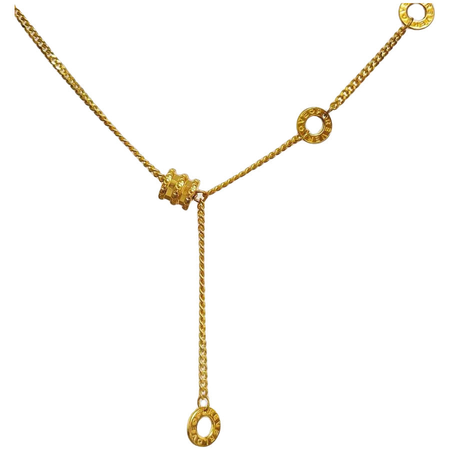 Collana con ciondolo a nappa in stile vintage con ciondolo a lettera in acciaio al titanio e finitura placcata per donna