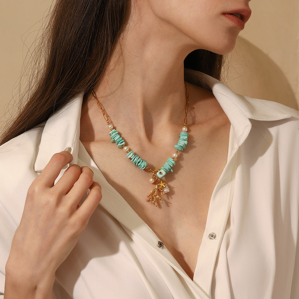 Collana con pendente in acciaio inossidabile placcato oro 18 carati a forma di stella marina in stile vintage da donna