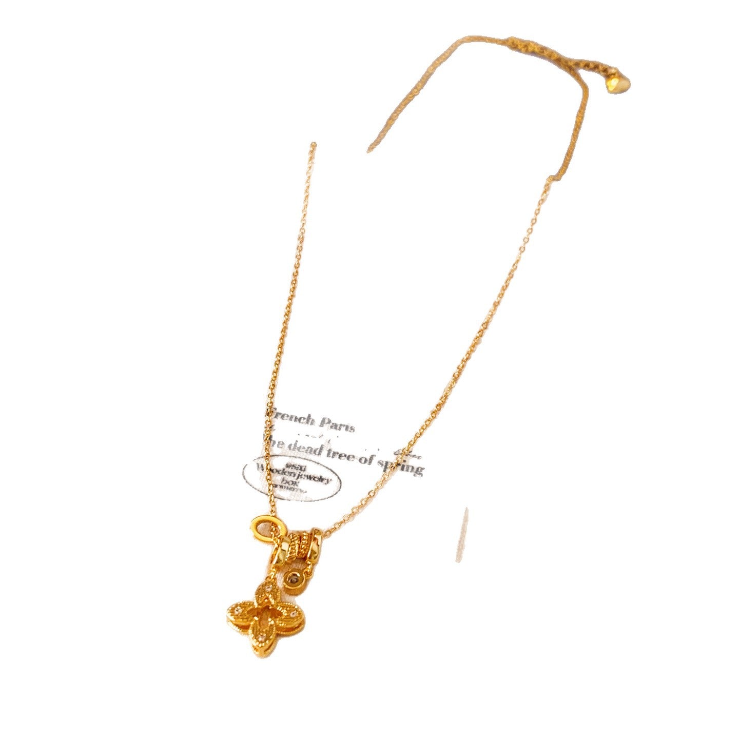 Collana con pendente floreale di lusso in rame con intarsio in zircone per donne, catena clavicola minimalista per tutti i giorni