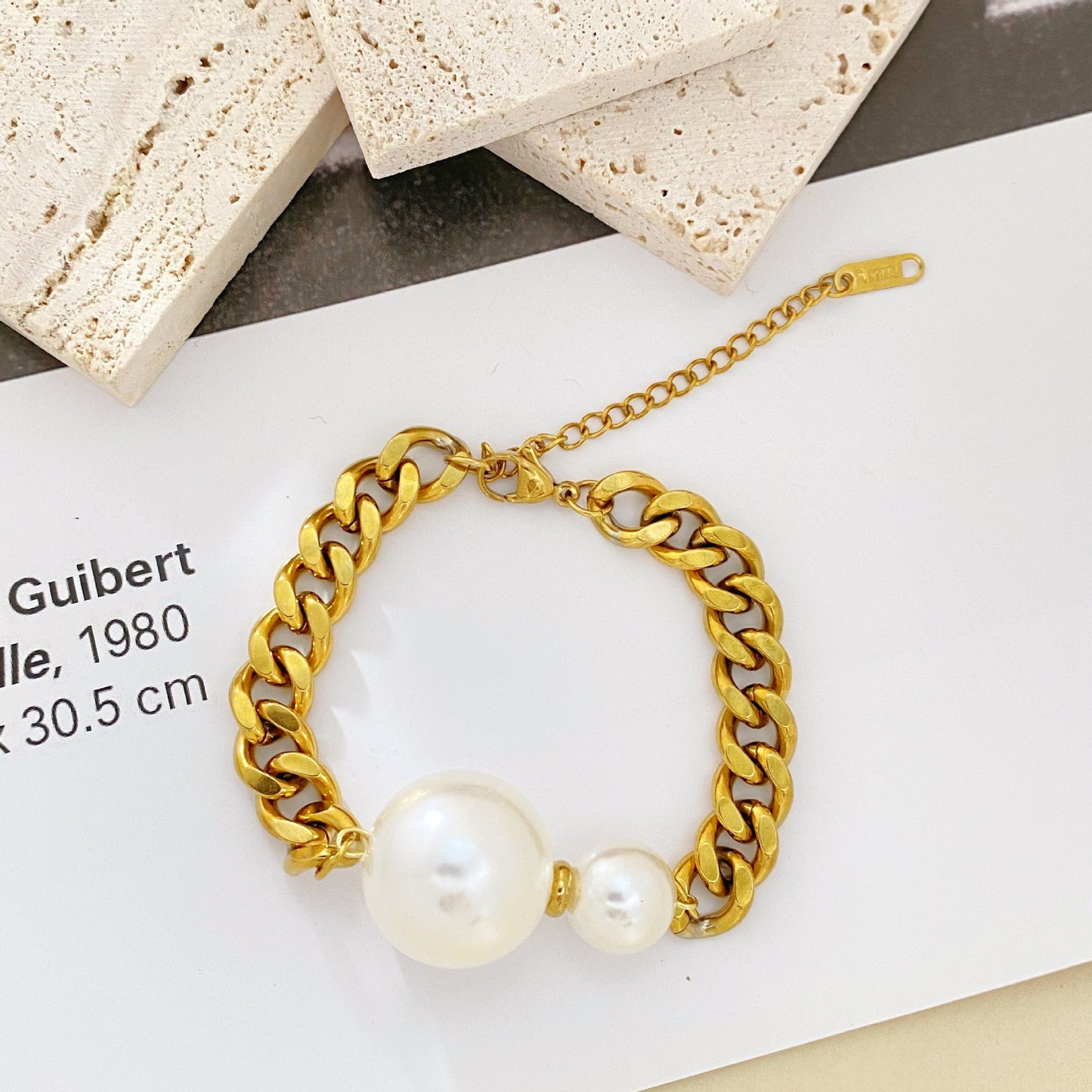 Sweet Streetwear Figaro Chain Titanium Steel Bracelet with Pearl Inlay