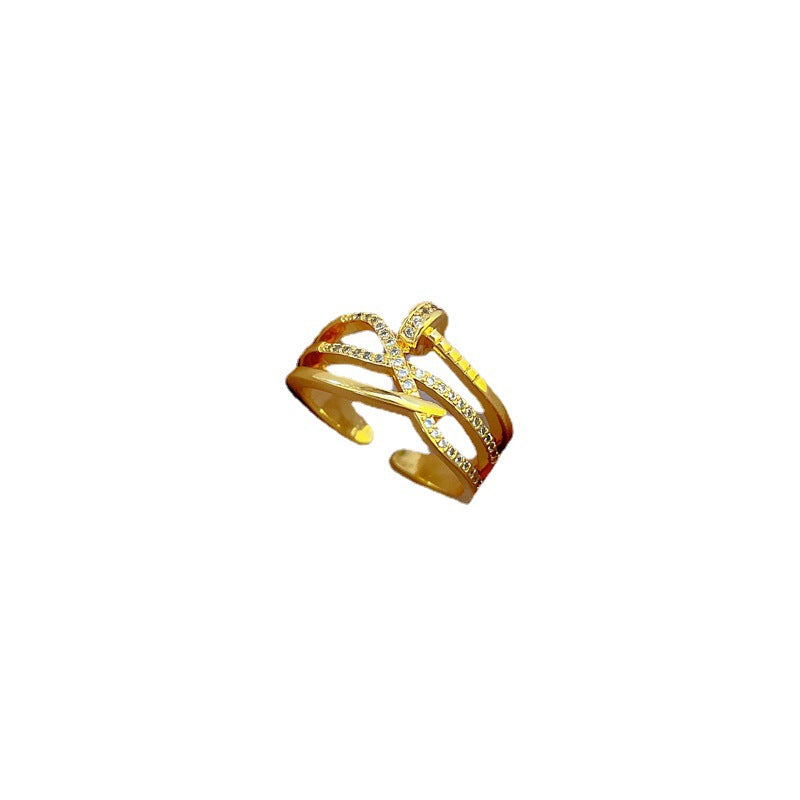 Anello Minimalista Regolabile a Torsione in Ottone con Intarsio di Strass, Design a Corona per l'Uso Quotidiano Femminile e Come Regalo di Compleanno