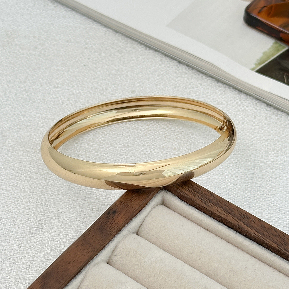 Exaggerated Round Geometric Plated Alloy Wide Cuff Bracelet for Women