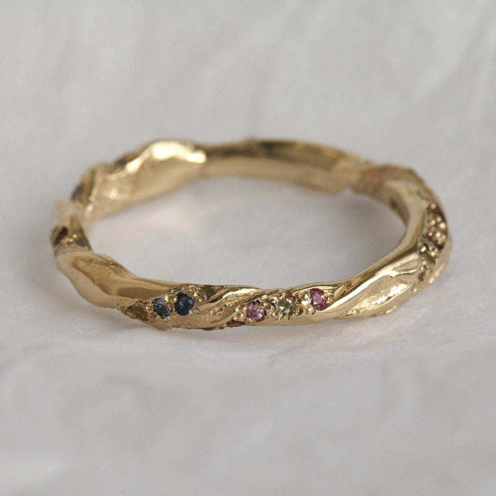Anello Geometrico Minimalista da Donna in Rame con Intarsio di Zirconi Arcobaleno