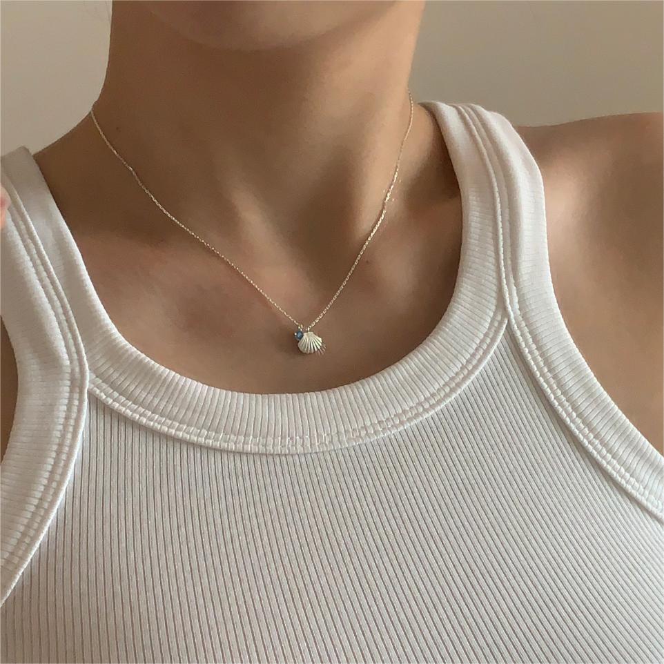 Minimalist Seashell-Shaped 925 Sterling Silver Necklace with Blue Zircon Inlay on Snake Chain for Women