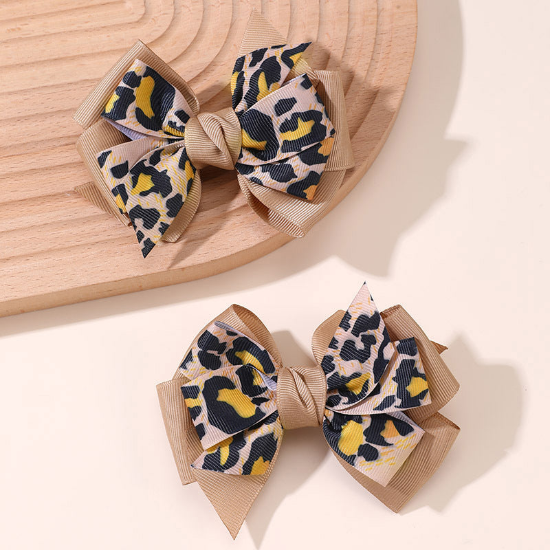 Natural Style Bow-Shaped Hair Clip for Girls with Ruffled and Mesh Details Made of Polyester Duckbill Clip